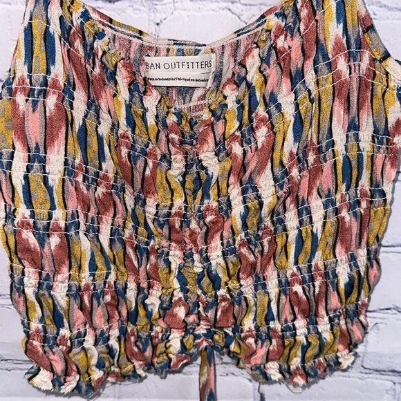 ✨ Urban Outfitters Sophie Ruched Cami Top from Urban Outfitters Sz Sm - Picture 2 of 5